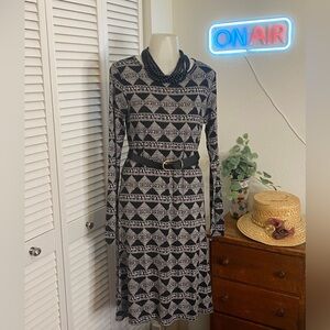 Loveappella‎ Black White Geometric Print Long Sleeve Casual Dress - Women's